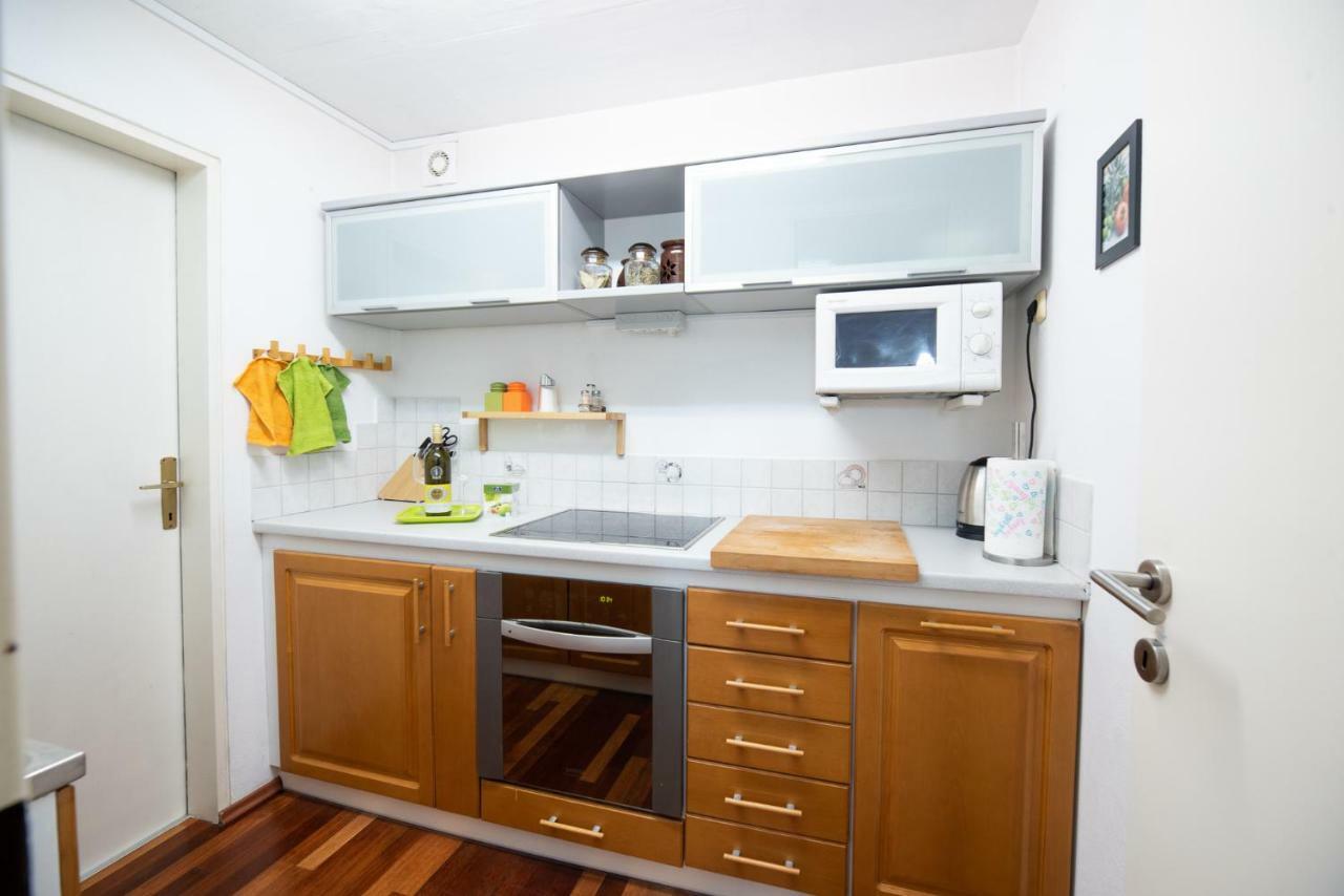 Mateja House - Apartments In Zirovnica Rodine Εξωτερικό φωτογραφία
