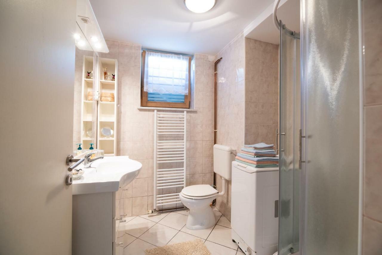 Mateja House - Apartments In Zirovnica Rodine Εξωτερικό φωτογραφία